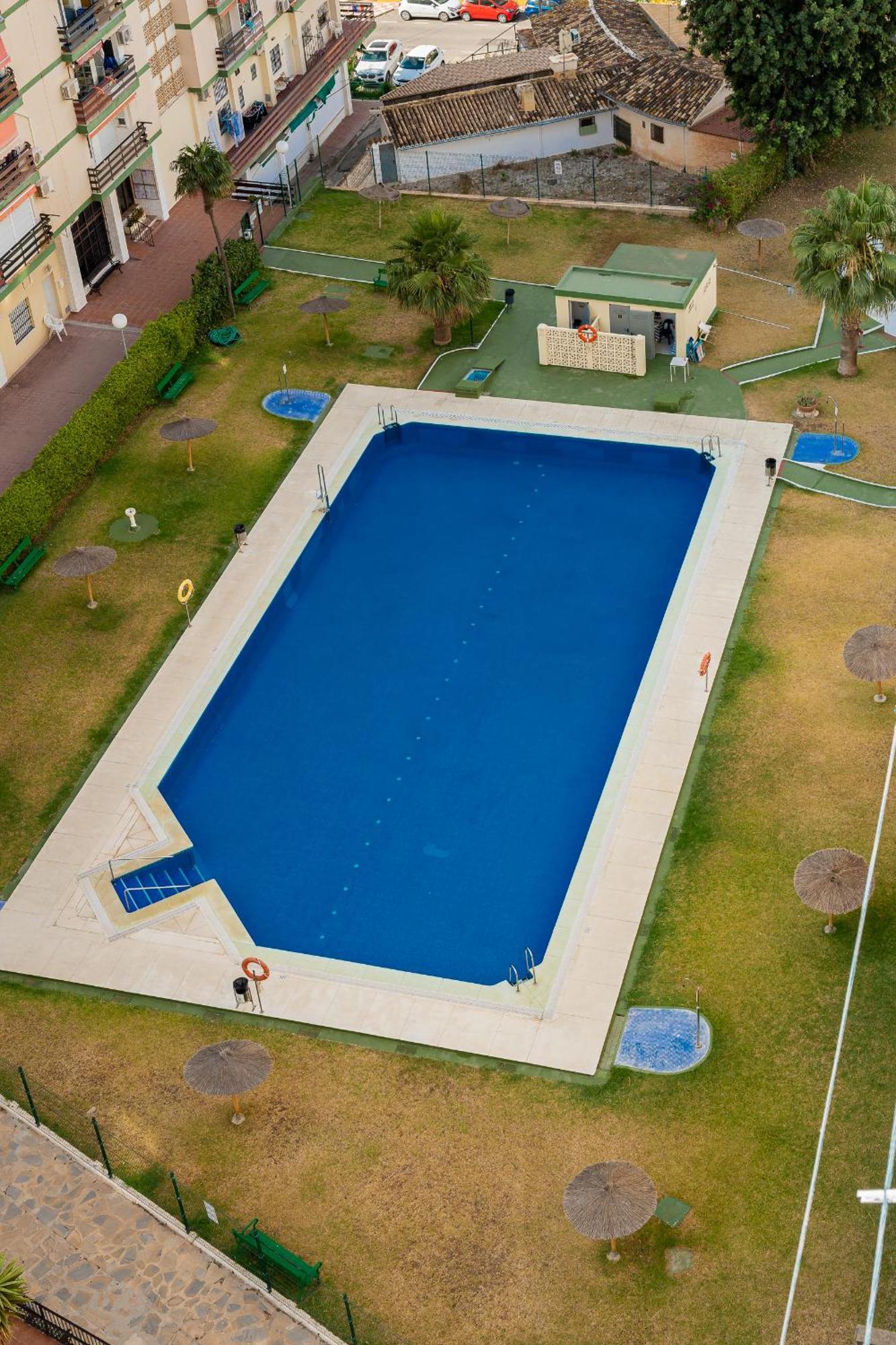 Blonzu Benin Apartment Benalmadena Bagian luar foto